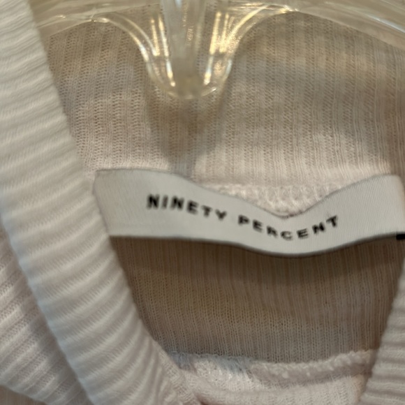 NINETY PERCENT WHITE ORGANIC SUPER LIGHTWEIGHT RIBBED TURTLENECK SIZE LARGE - Picture 2 of 4